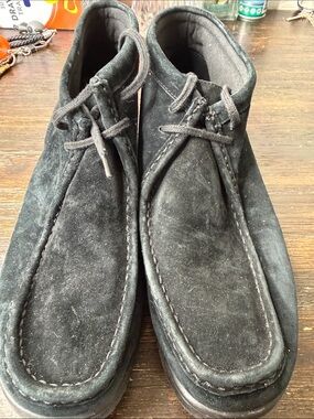 Hush Puppies Black Suede Men's Chukka Boots